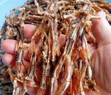 Trau gac bep Tay Bac, 'vu nu chan dai' mien Tay dat hang truoc Tet hinh anh