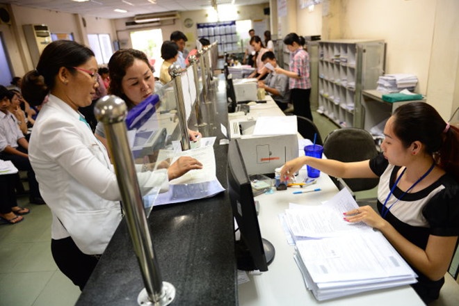 Sua doi muc thu le phi truoc ba voi nha dat,  oto anh 1