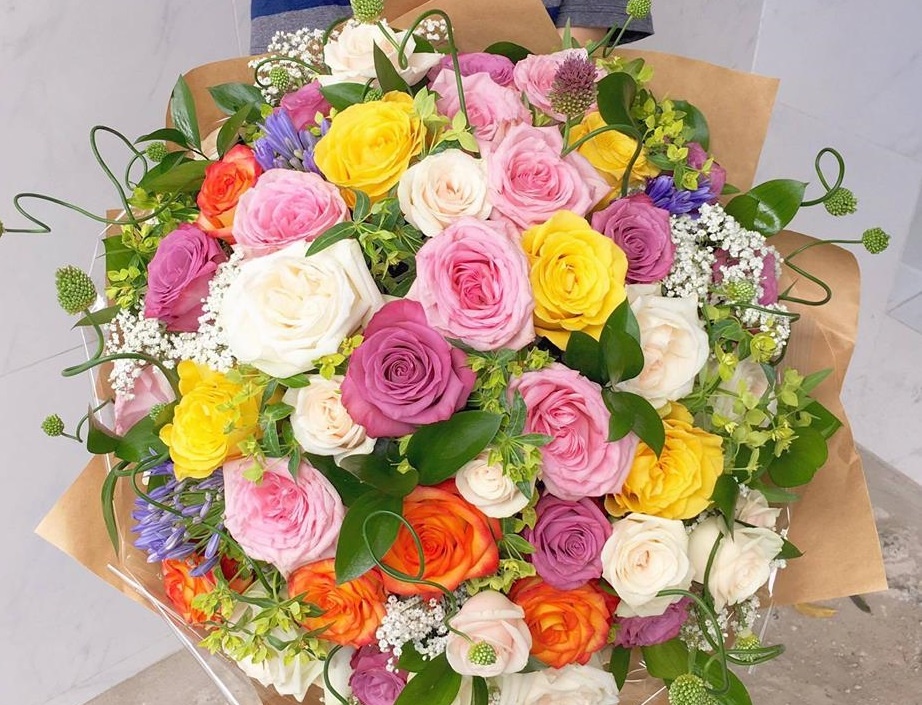 Hoa an duoc tien trieu chay hang truoc 8/3,  nguoi ban ngung nhan don online anh 2