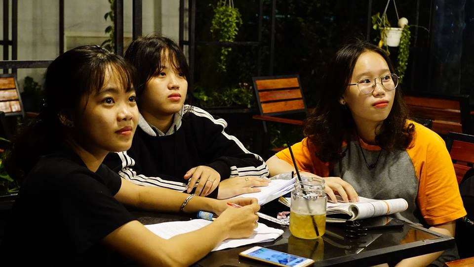 Sinh vien TP.HCM 'doi mua' xem World Cup 2018 hinh anh