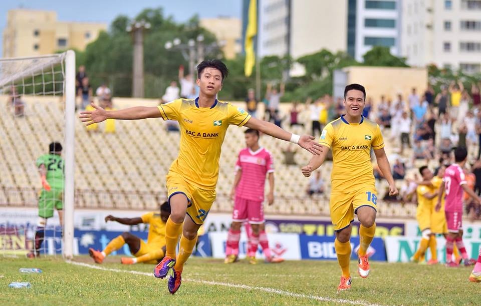 Phan Van Duc,  Phan Van Tai Em,  Nga,  World Cup 2018,  V.League 2018,  Messi anh 7