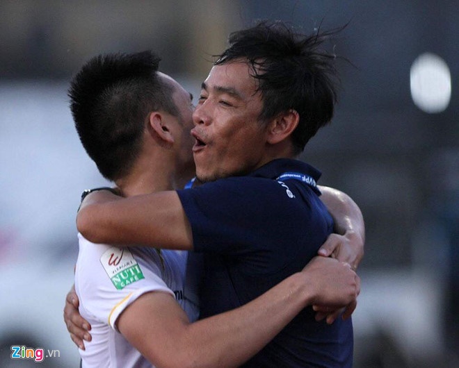 Phan Van Duc,  SLNA,  World Cup 2018,  Messi,  Ronaldo anh 2