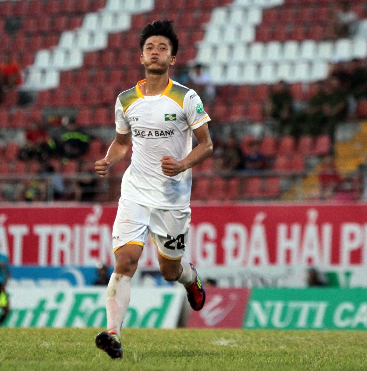 V.League 2018,  Nam Dinh,  SLNA,  Phan Van Duc anh 1