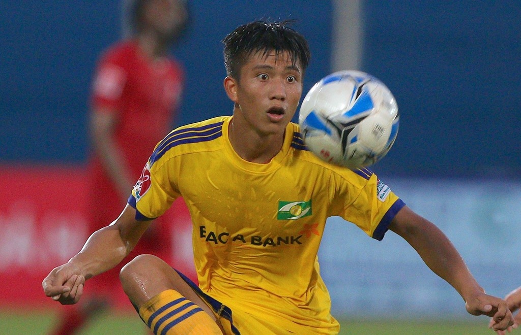 Van Duc toa sang, SLNA san bang ky luc cua CLB Ha Noi o V.League 2018 hinh anh