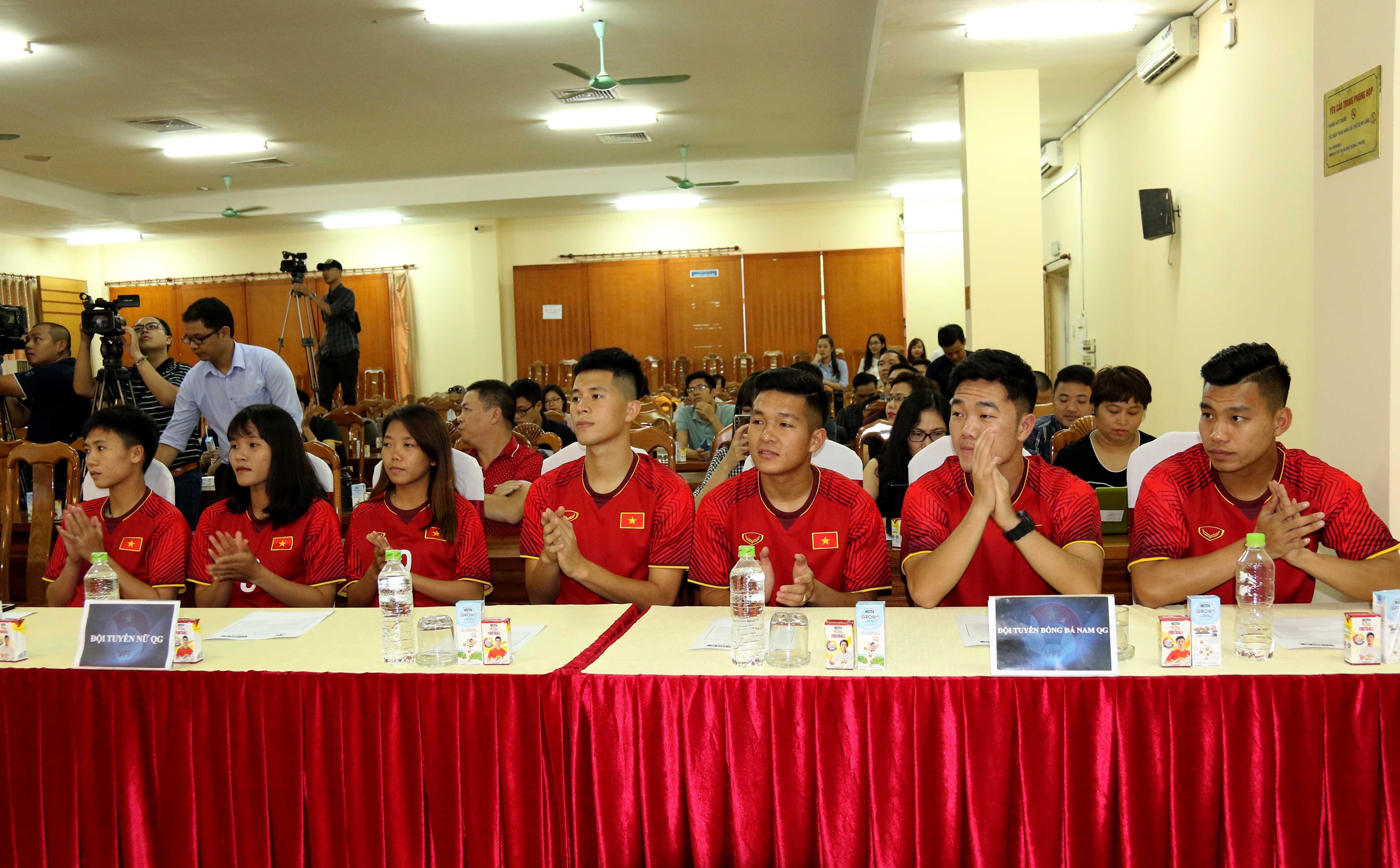 ASIAD 2018,  Olympic Viet Nam,  Park Hang-seo anh 2