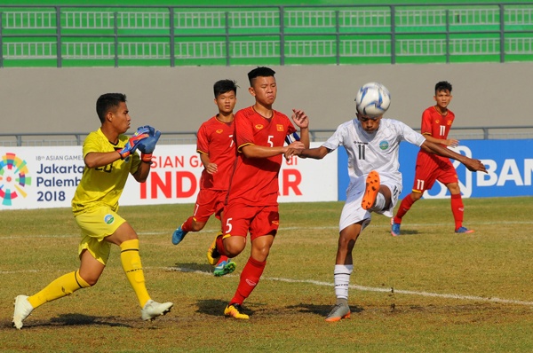 U16 Viet Nam,  Indonesia,  HLV Vu Hong Viet anh 1