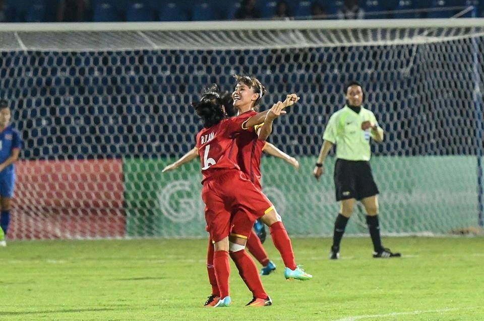 ASIAD 18,  Olympic Viet Nam,  tuyen nu Viet Nam anh 2