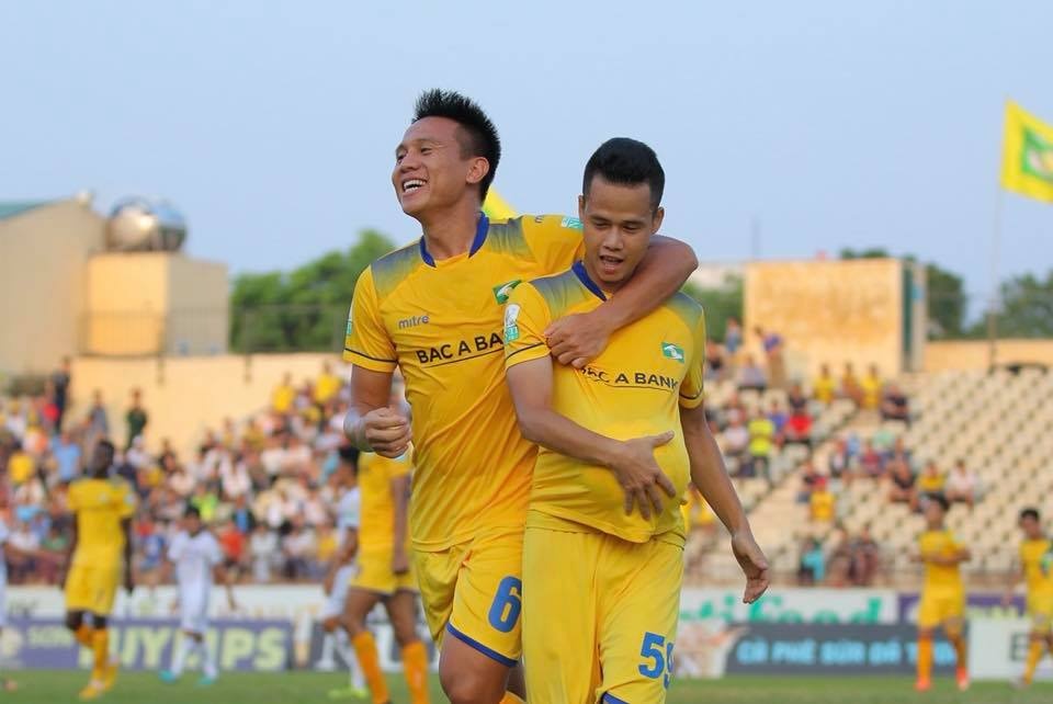 Thuyen truong SLNA het loi khen ngoi nguoi thay the Phan Van Duc hinh anh