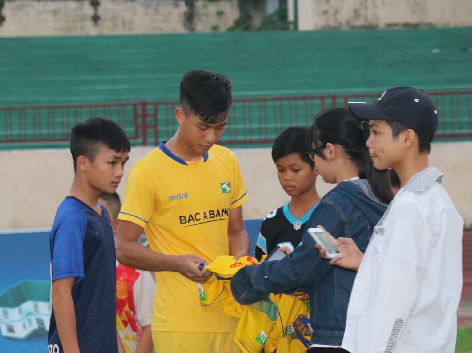 SLNA,  Que Ngoc Hai anh 6