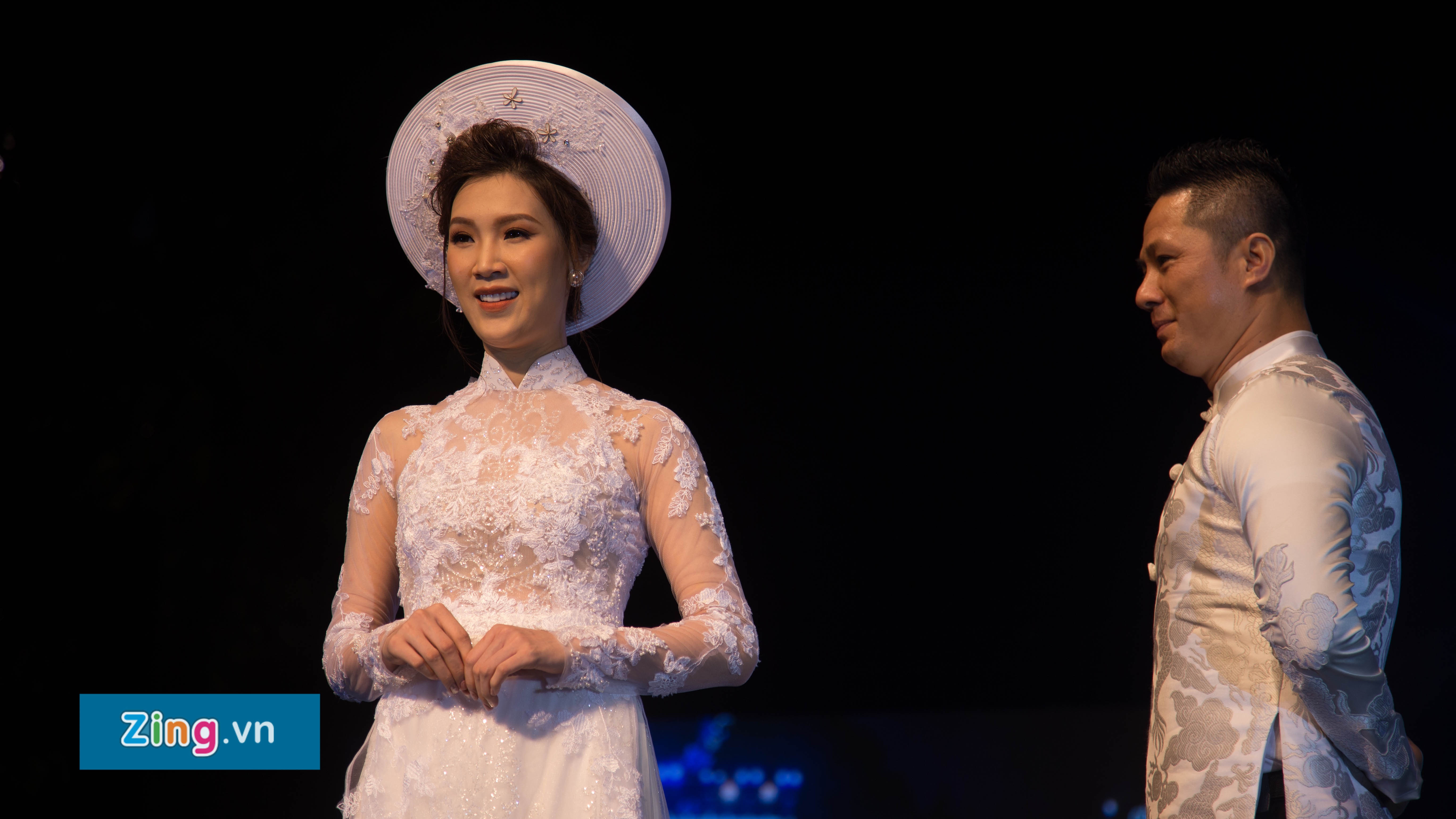 Vietnam Wedding Fashion Show,  Ho Ngoc Ha anh 5