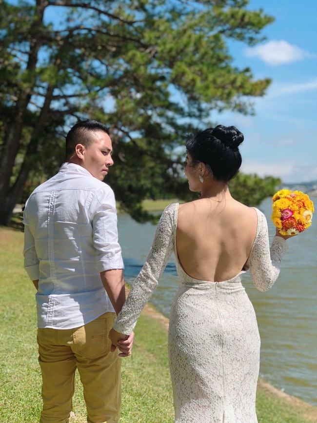 Mc Hoàng Linh ảnh 1 Mc Hoang Linh anh 1