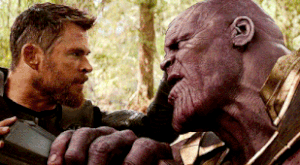 Ai so huu vu khi manh nhat Vu tru Dien anh Marvel hien nay? hinh anh