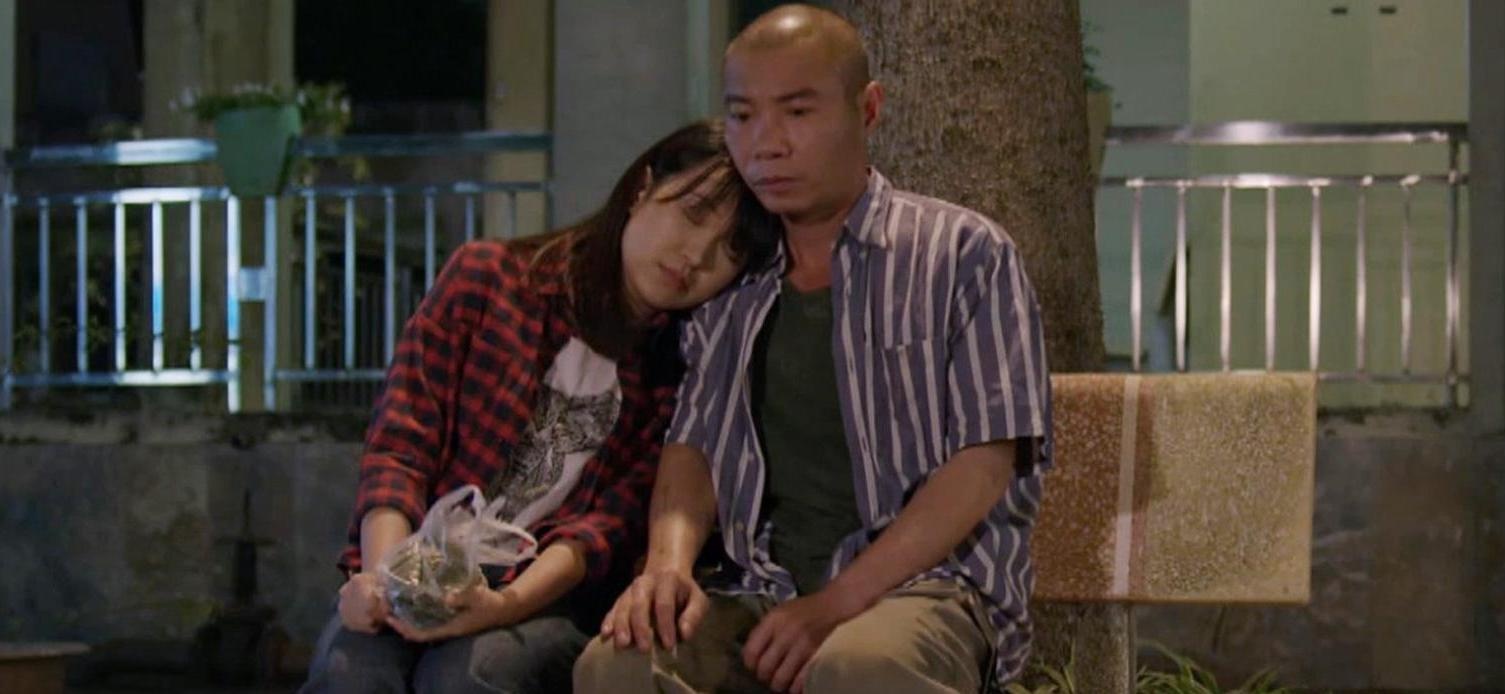 'Nhung co gai trong thanh pho': Moi thanh doi, Lan gap nguy vi chu Lam hinh anh