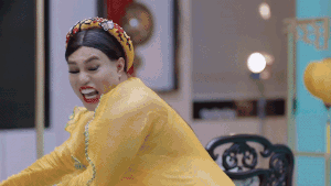 Nhung man gay cuoi lam lo tu phim Hong Kong trong MV Ha Ho hinh anh