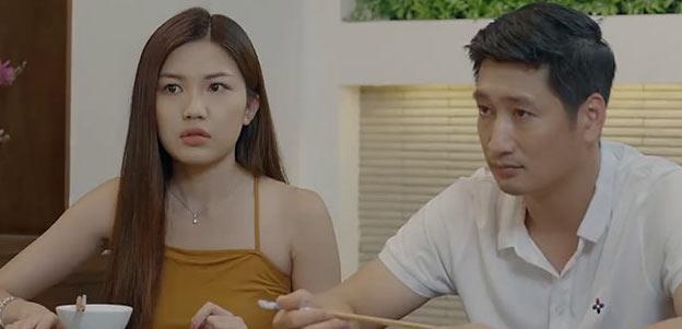 'Hoa hong tren nguc trai' tap 22: Tra bi be Bong choi kham hinh anh