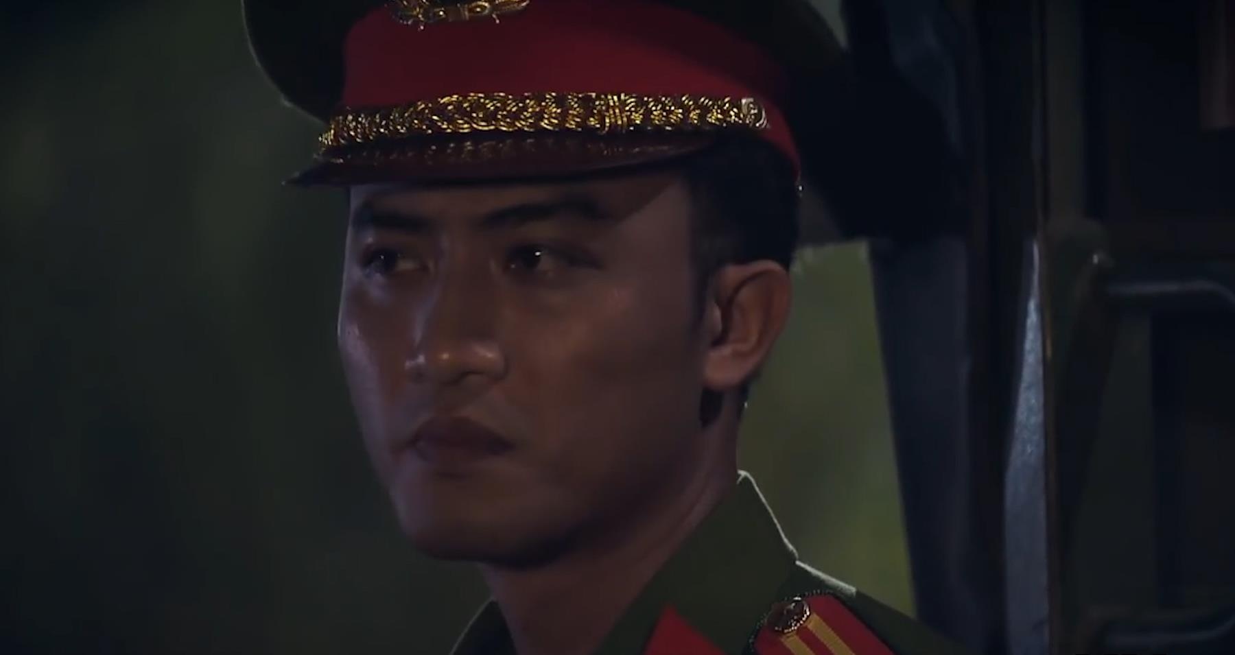 'Sinh tu' tap 2: Doanh nghiep nho cong an de thoat toi hinh anh