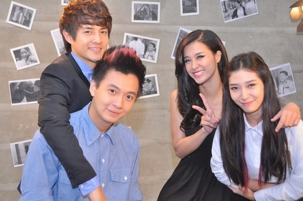 Khong Tu Quynh cham mat Ngo Kien Huy anh 4