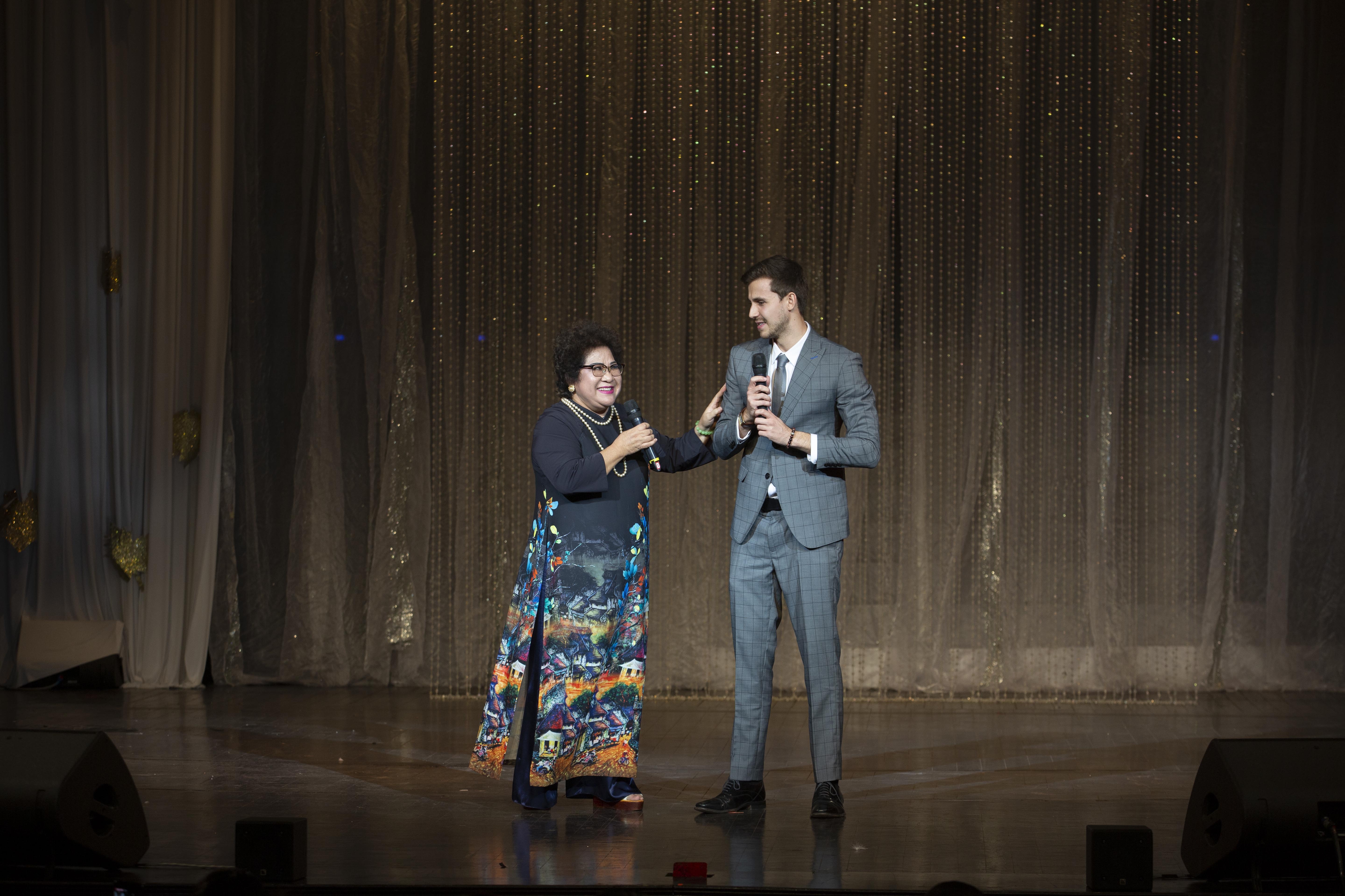 dem nhac Lam Phuong anh 2