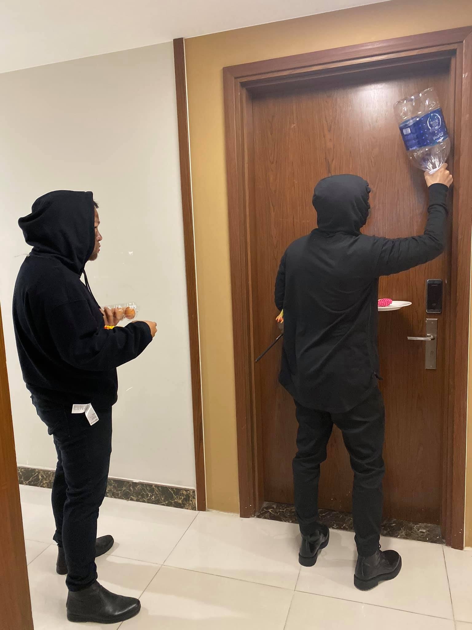 nhom doi tuong mat den anh 3