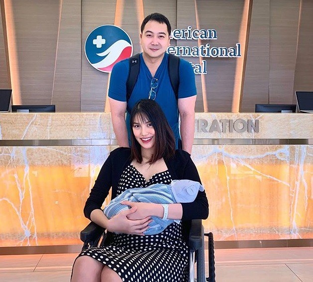 con của Lan Khuê ảnh 2 con cua Lan Khue anh 2