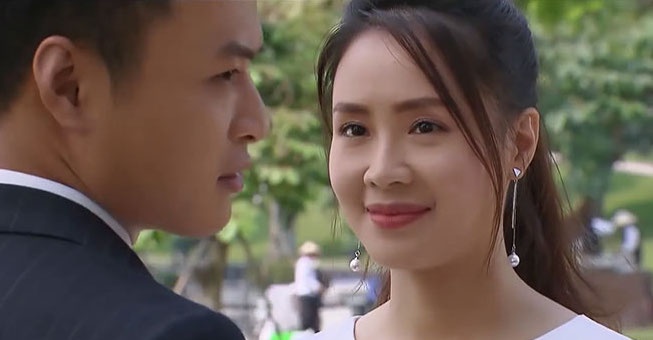 'Hoa hong tren nguc trai' tap cuoi: Bao va Khue hanh phuc ben nhau hinh anh