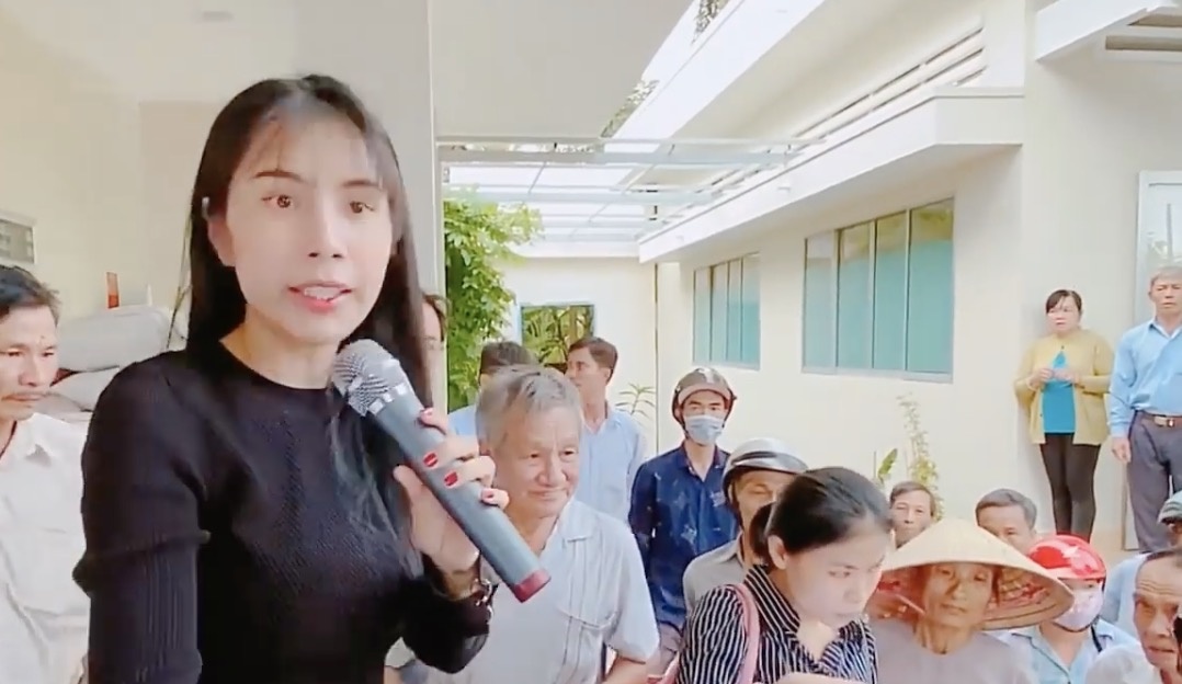 Thuy Tien, Cong Vinh tu thien lua giong cho nong dan mien Tay hinh anh