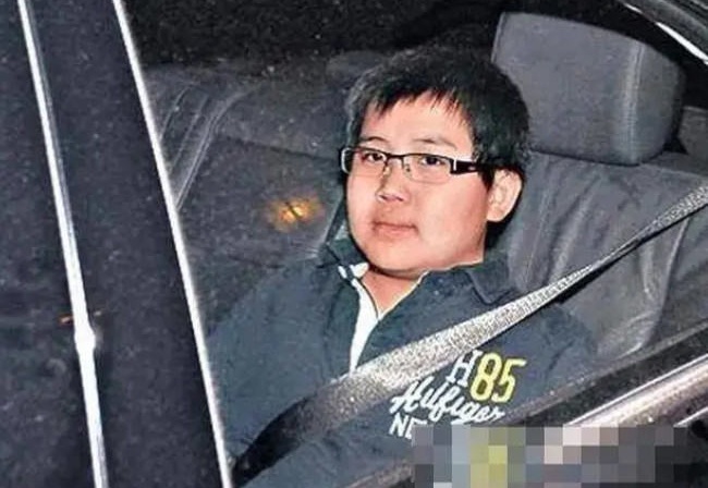 Nguoi con bi an cua vua song bac Ha Hong San hinh anh