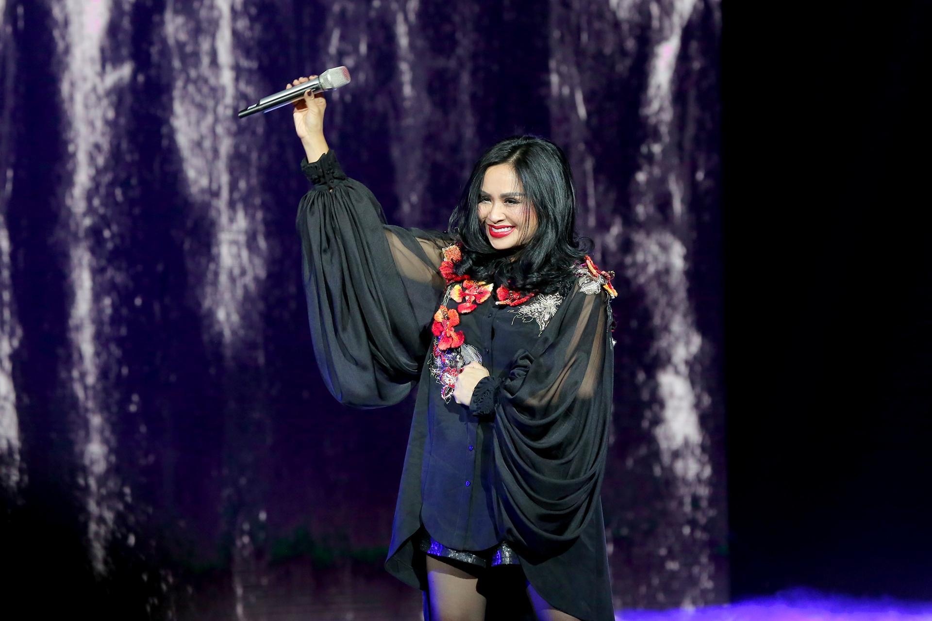 Thanh Lam, My Linh 'chay' trong dem nhac Pho Duc Phuong hinh anh