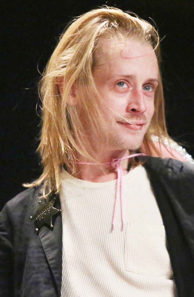 O nha mot minh anh 2