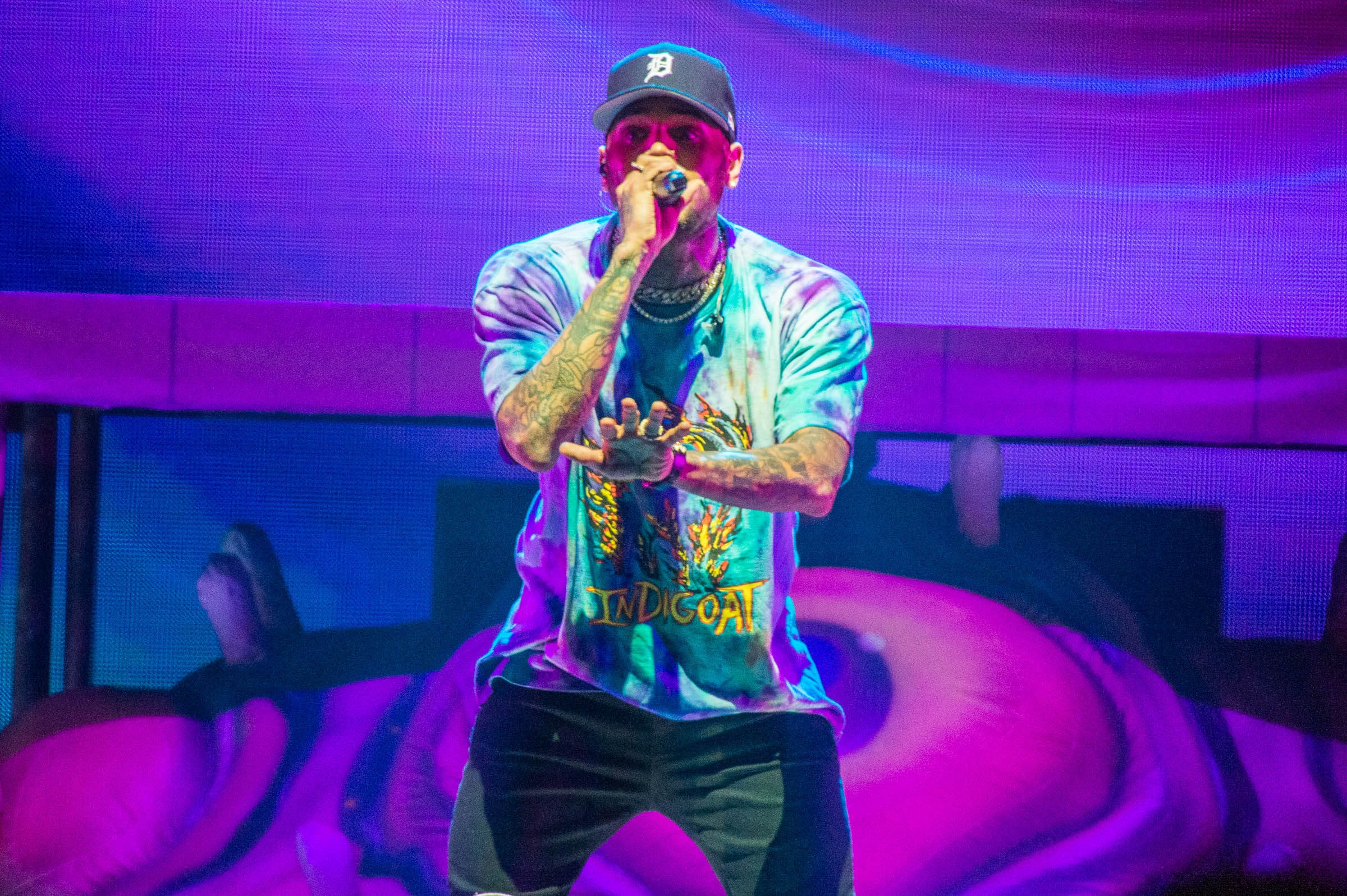 Chris Brown hanh hung Rihanna anh 3