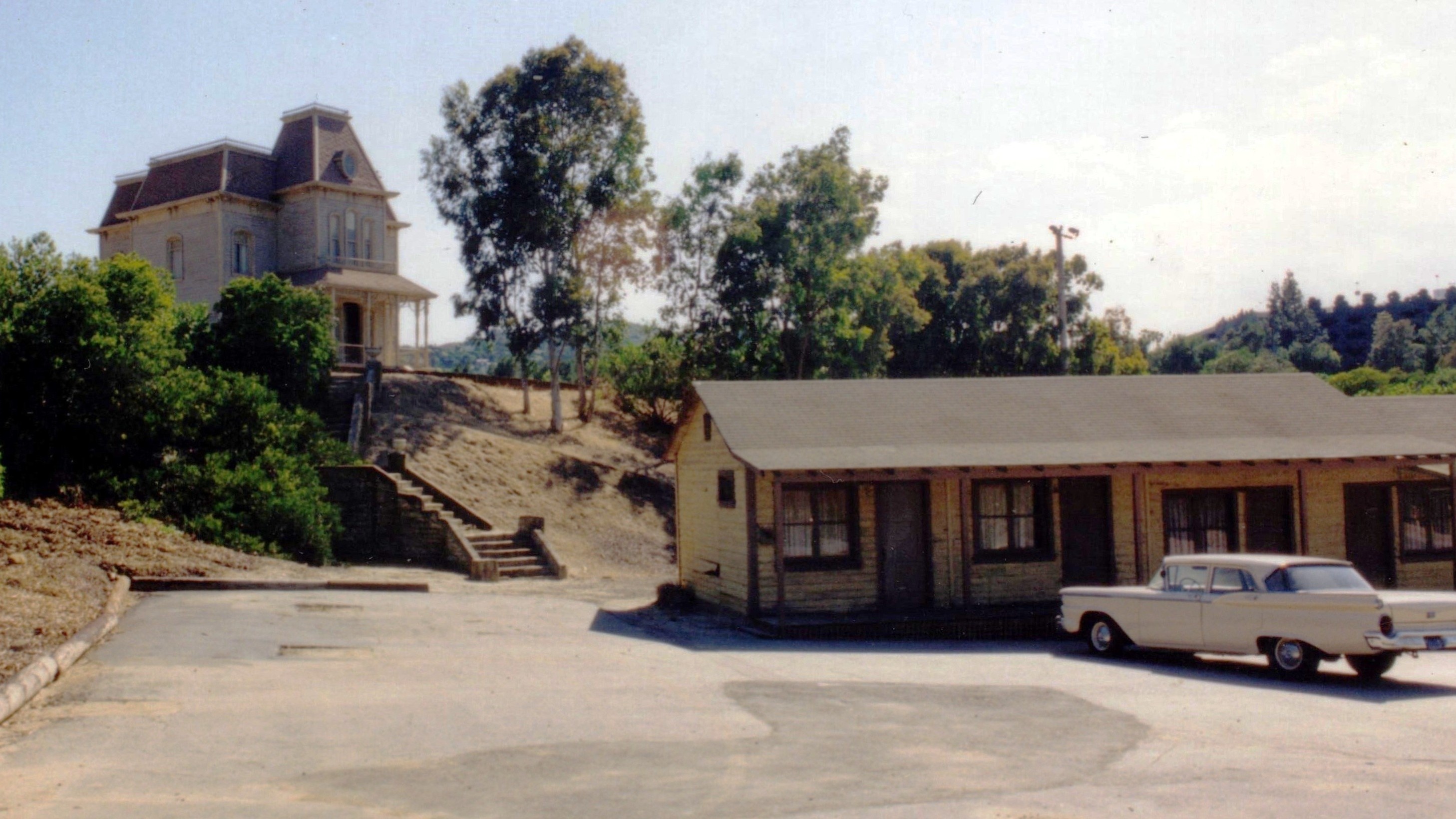 bối cảnh của các phim kinh dị ảnh 4 boi canh cua cac phim kinh di anh 4