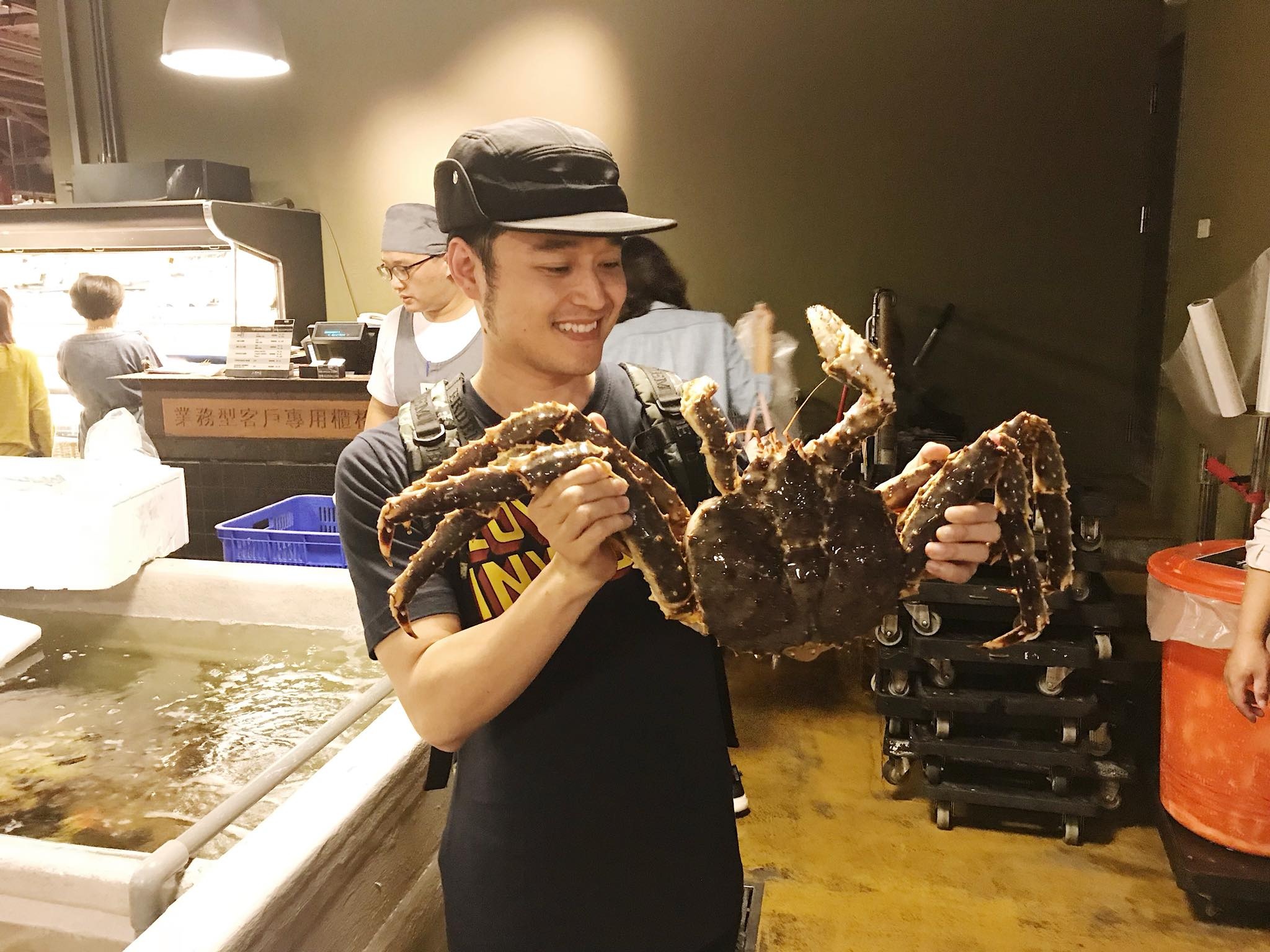 Ca si Quang Vinh di du lich anh 17