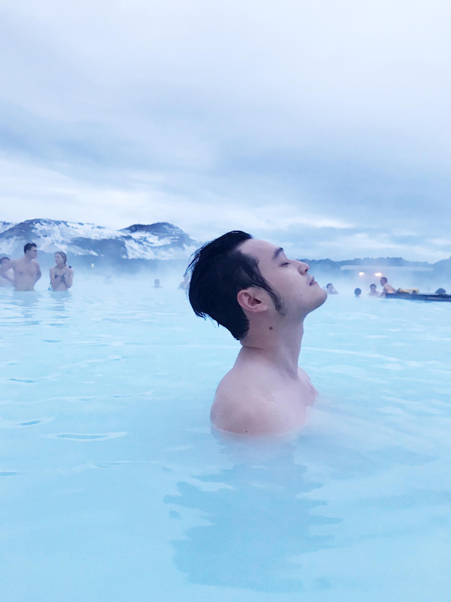 Ca si Quang Vinh di du lich anh 24