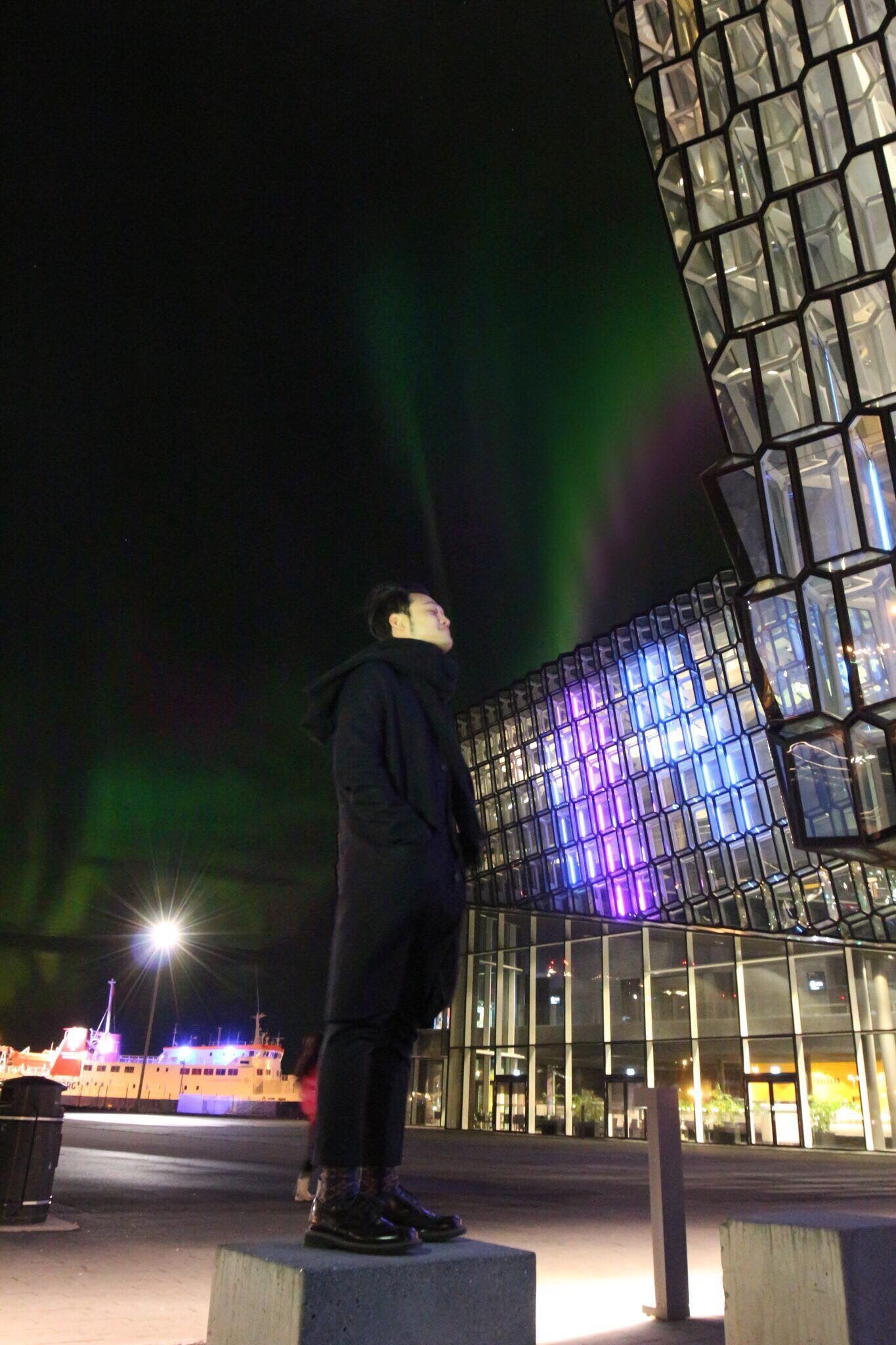 Ca si Quang Vinh di du lich anh 25