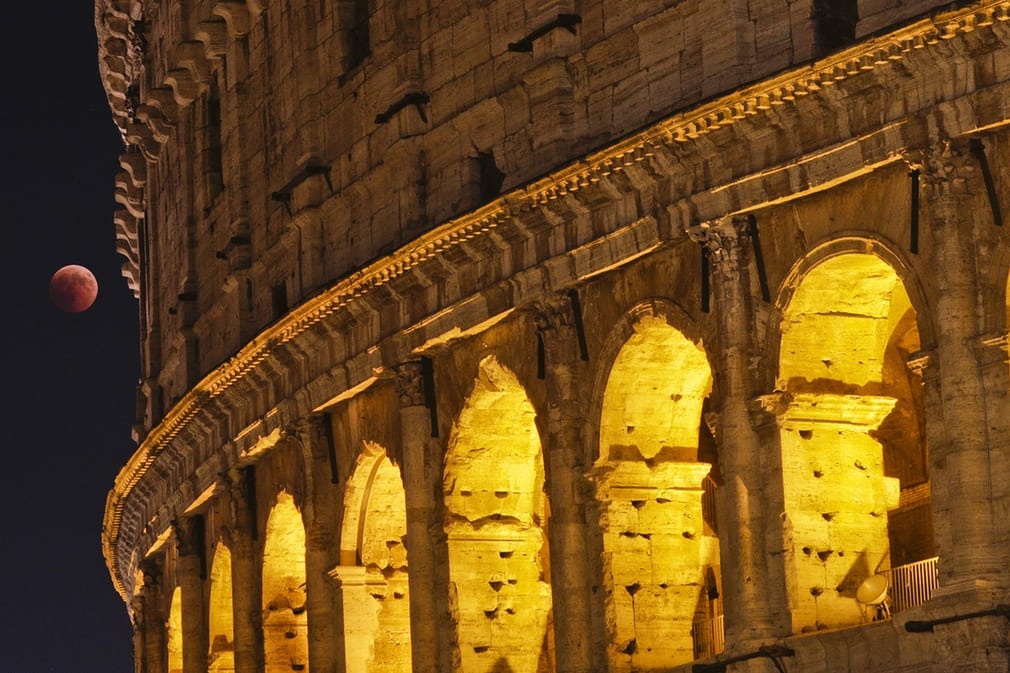 Nguyet thuc toan phan 2018 anh 7