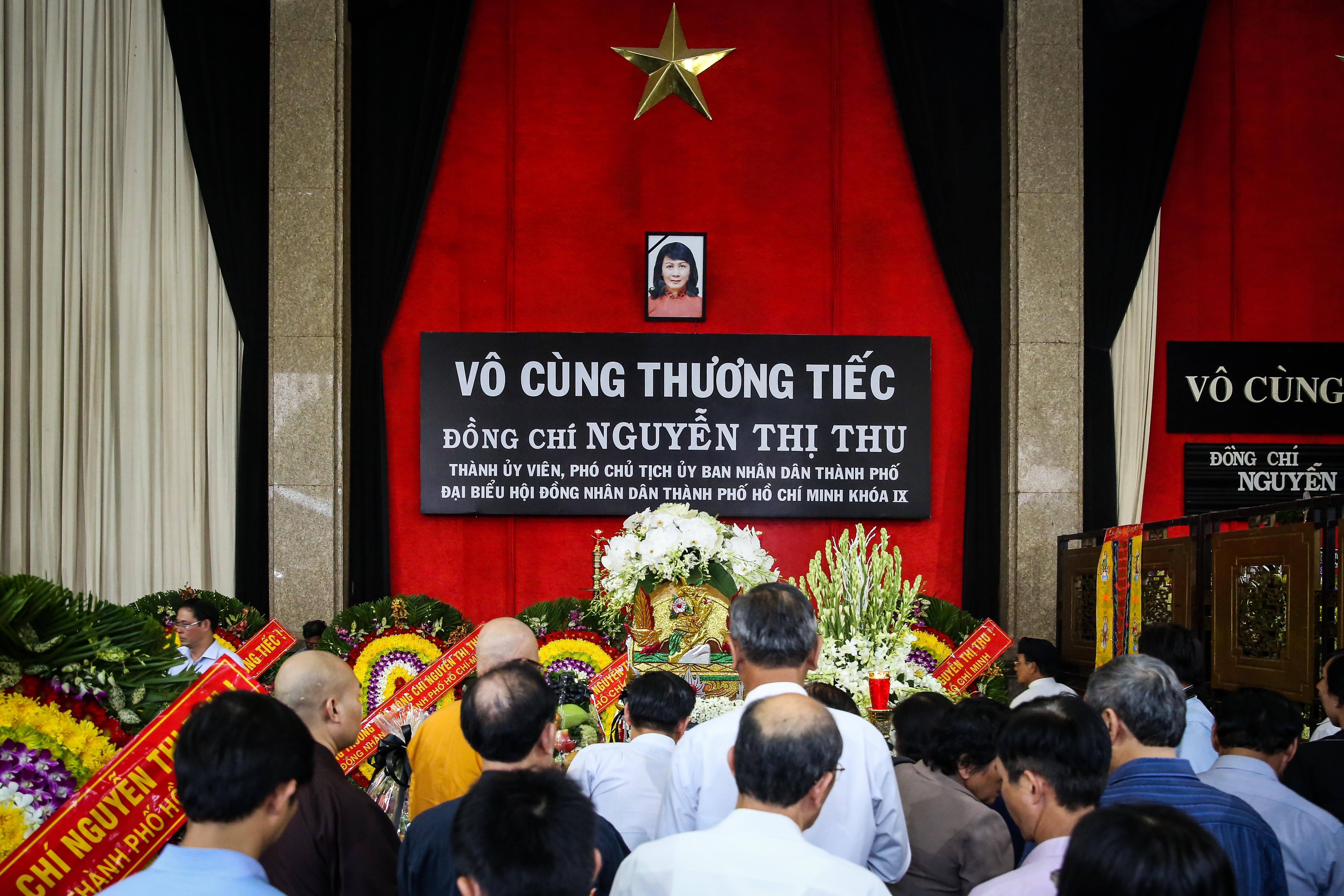 Khoanh khac lang long tai le vieng ba Nguyen Thi Thu hinh anh