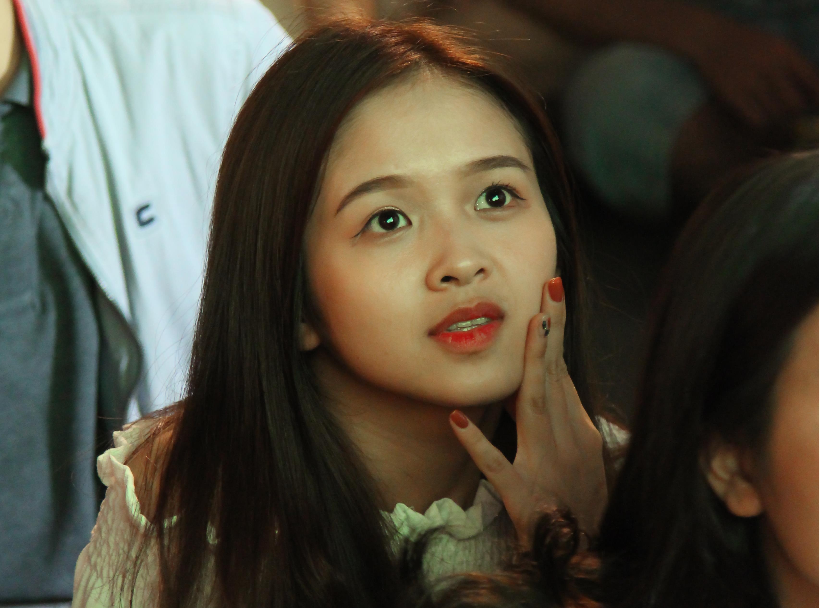 CDV nu dong vien Cong Phuong sau cu sut luan luu hong an hinh anh