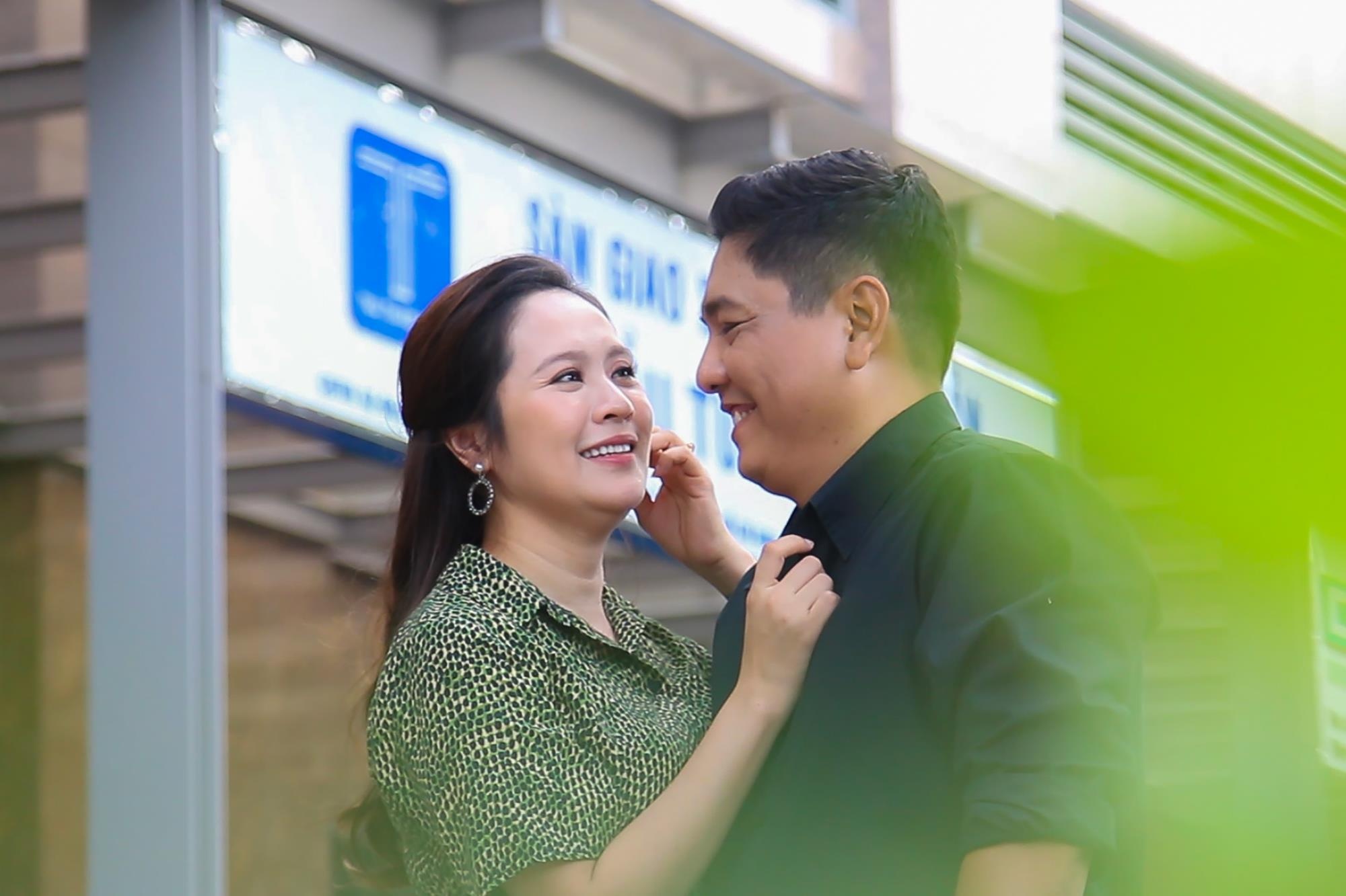 Thanh Thuy hai huoc goi y chong tang hot xoan trong ngay sinh nhat hinh anh