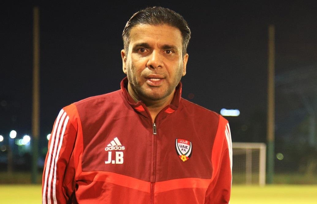 Truong doan UAE: 'U22 Viet Nam la doi bong manh' hinh anh