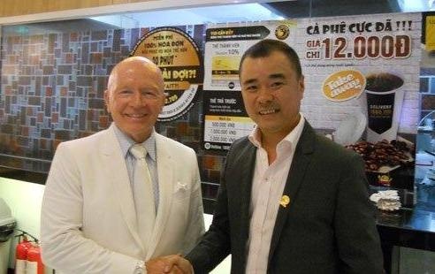 Mon Hue no tien, nha cung cap keo den nha rieng ong Huy Nhat hinh anh