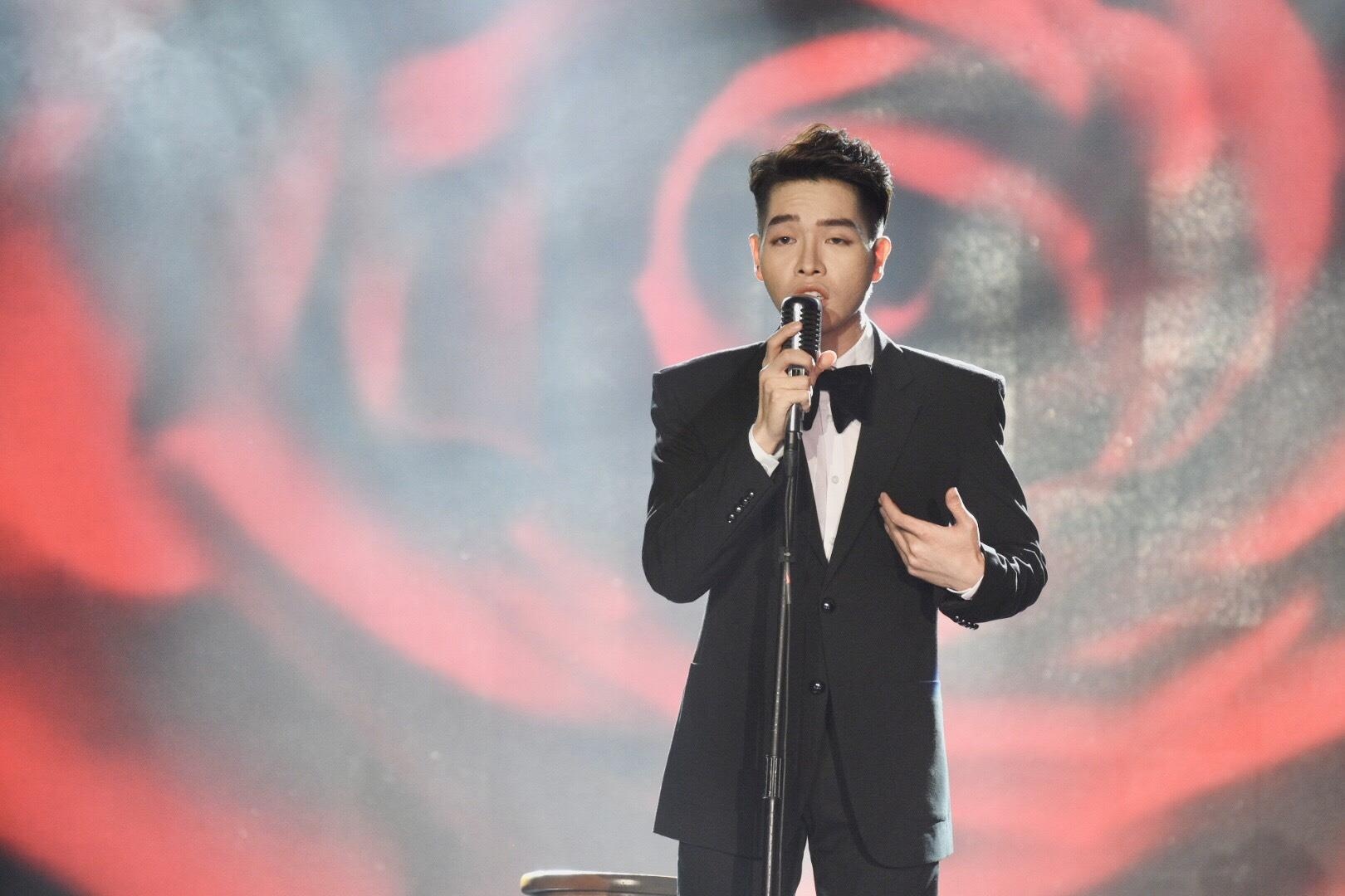 Duc Phuc hat nhac phim 'Sieu sao sieu ngo' hinh anh