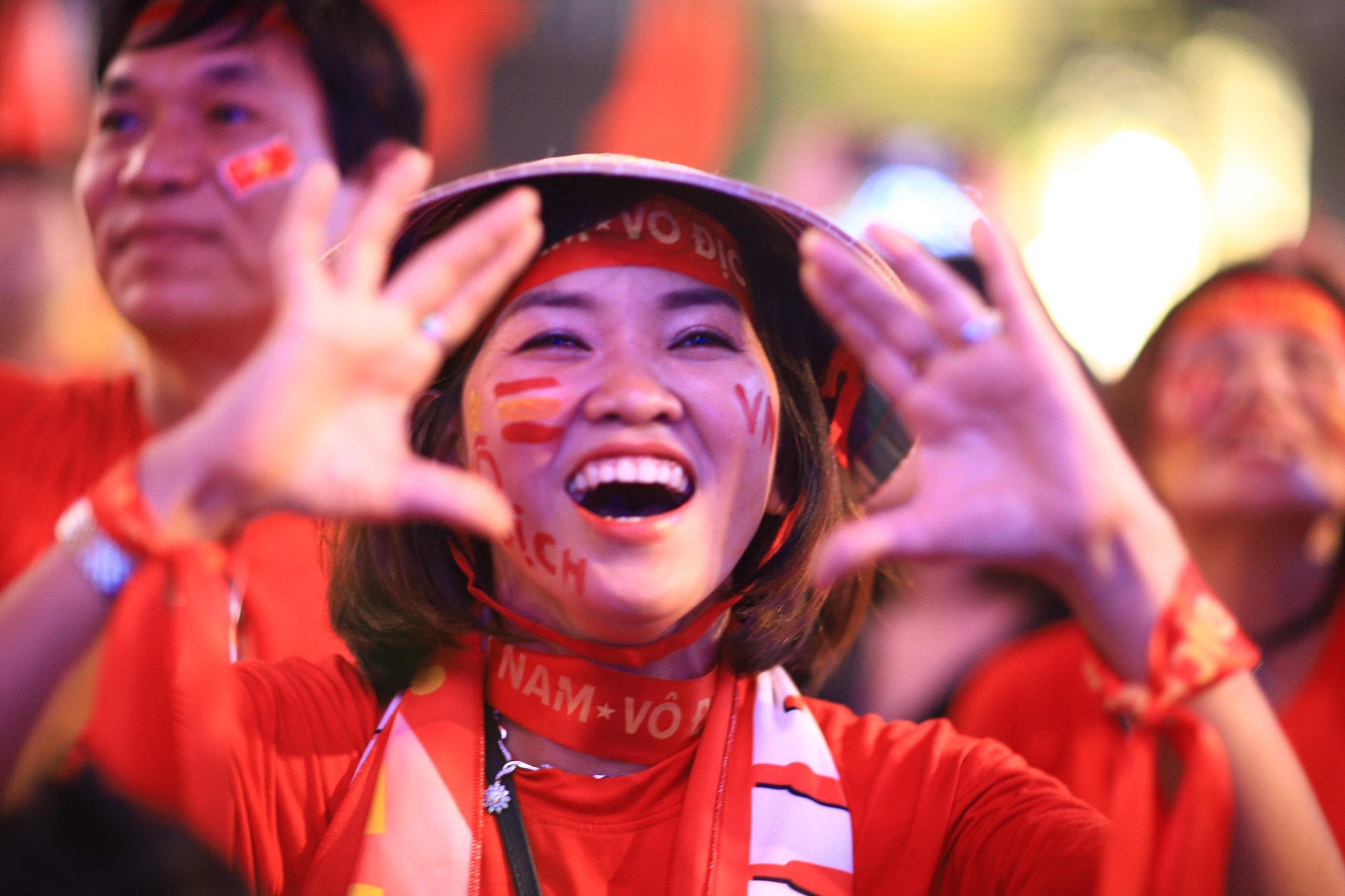 CDV cam on U22 Viet Nam khi lan dau tien gianh HCV SEA Games hinh anh