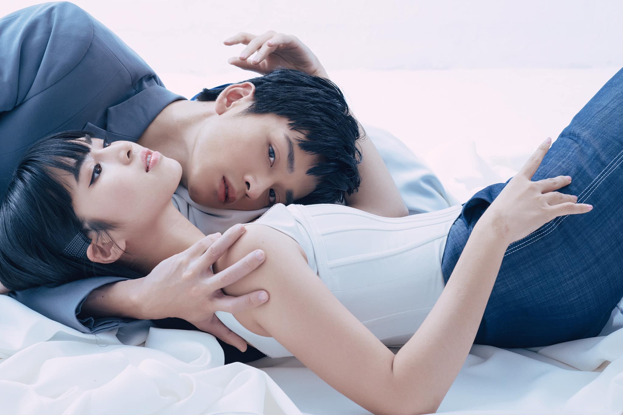 Hot girl Khanh Van: 'Tu tin nhat vong ba 93 cm' hinh anh