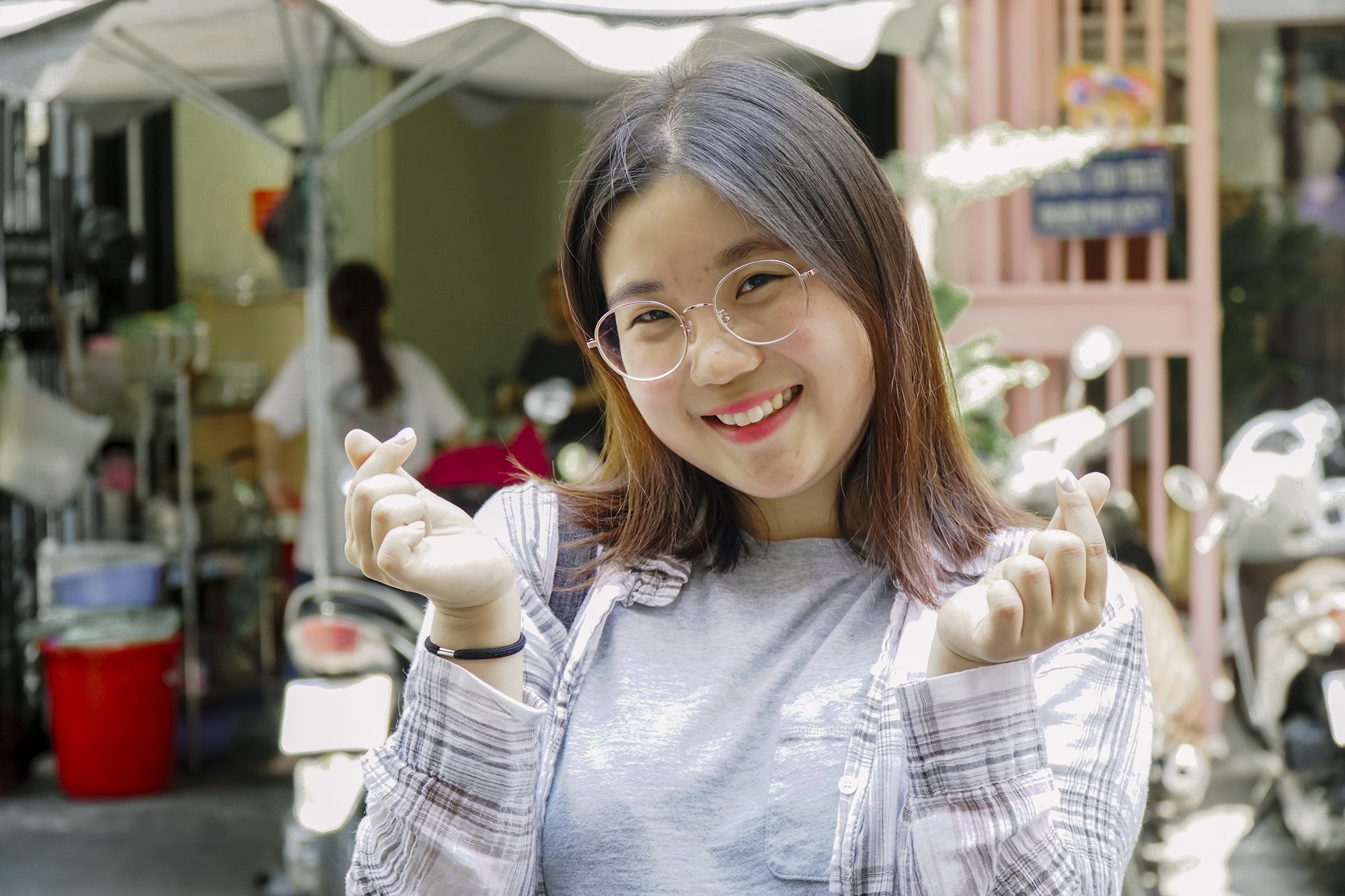 Du hoc sinh Han tai TP.HCM: 'Nuoc mam Viet nang mui nhung hap dan' hinh anh