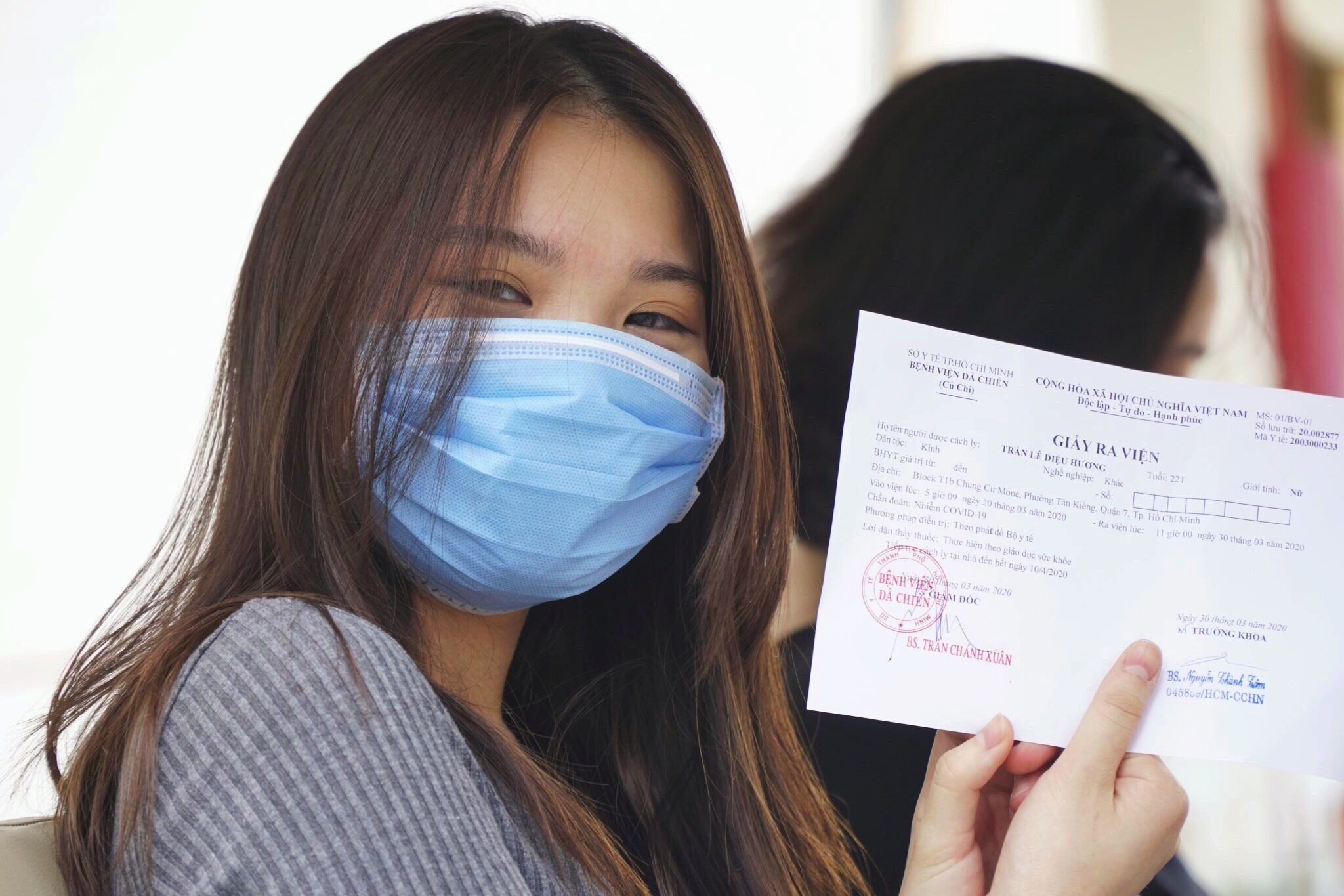 3 benh nhan Covid-19 tai Benh vien Cu Chi TP.HCM xuat vien hinh anh