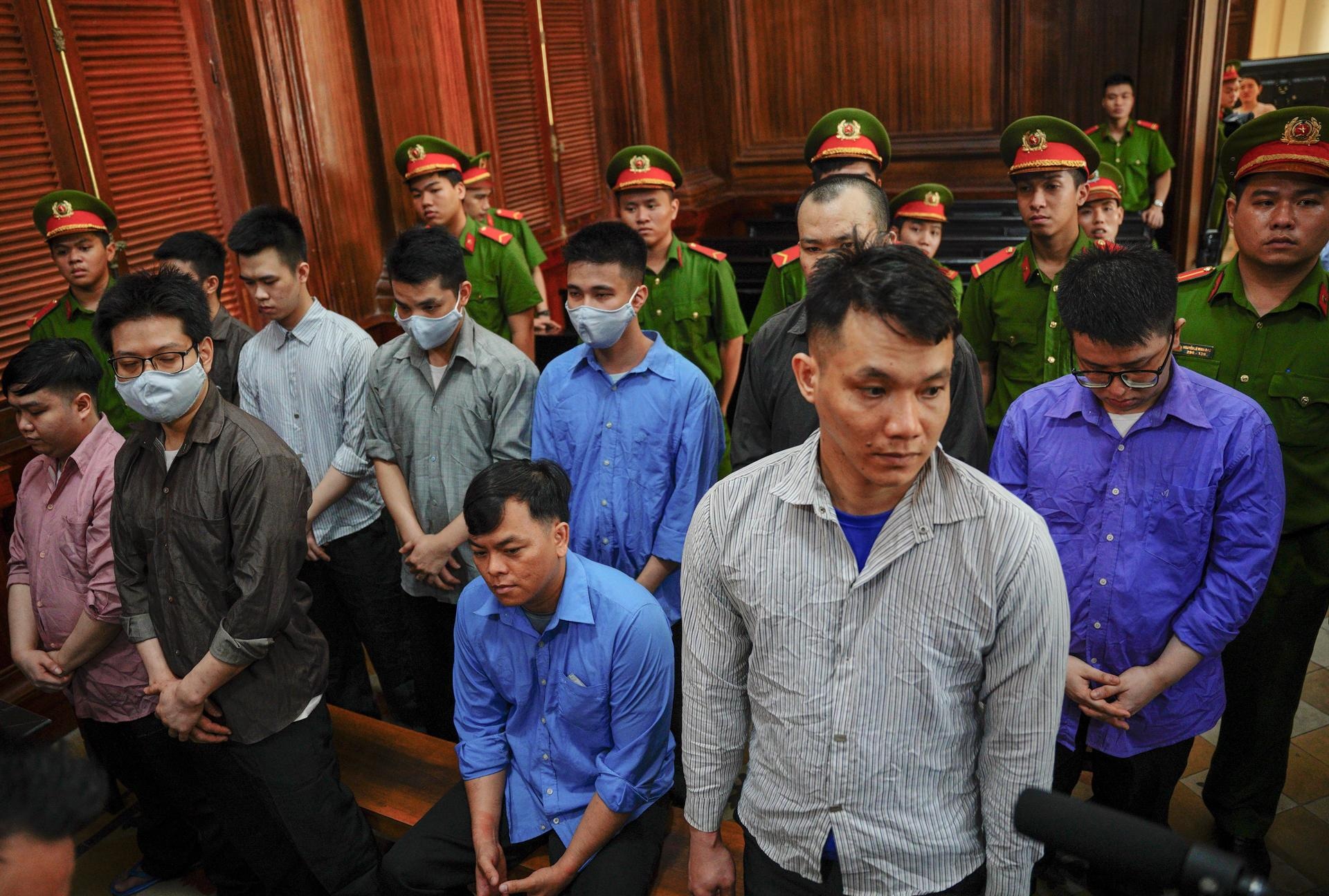 Nhan vien cua Phuc XO khai dung ma tuy nhung khong biet chat cam hinh anh