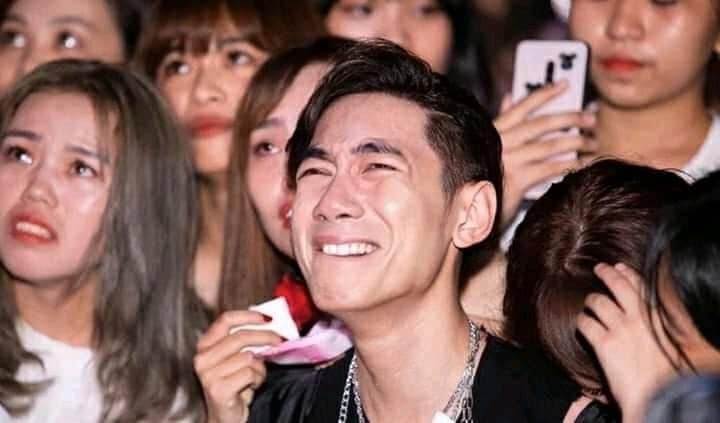 K-ICM khoc cung khan gia hinh anh