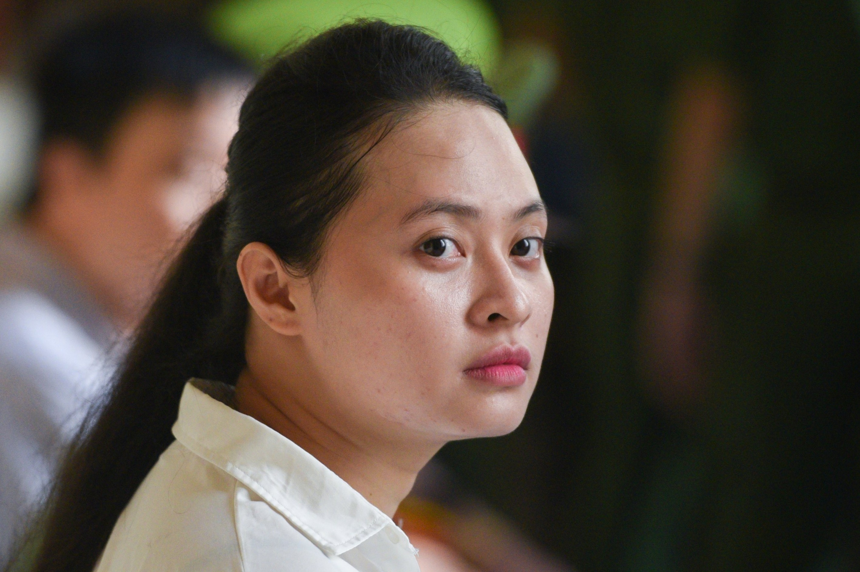 Tu hinh Van Kinh Duong, Ngoc Miu nhan an 16 nam tu hinh anh