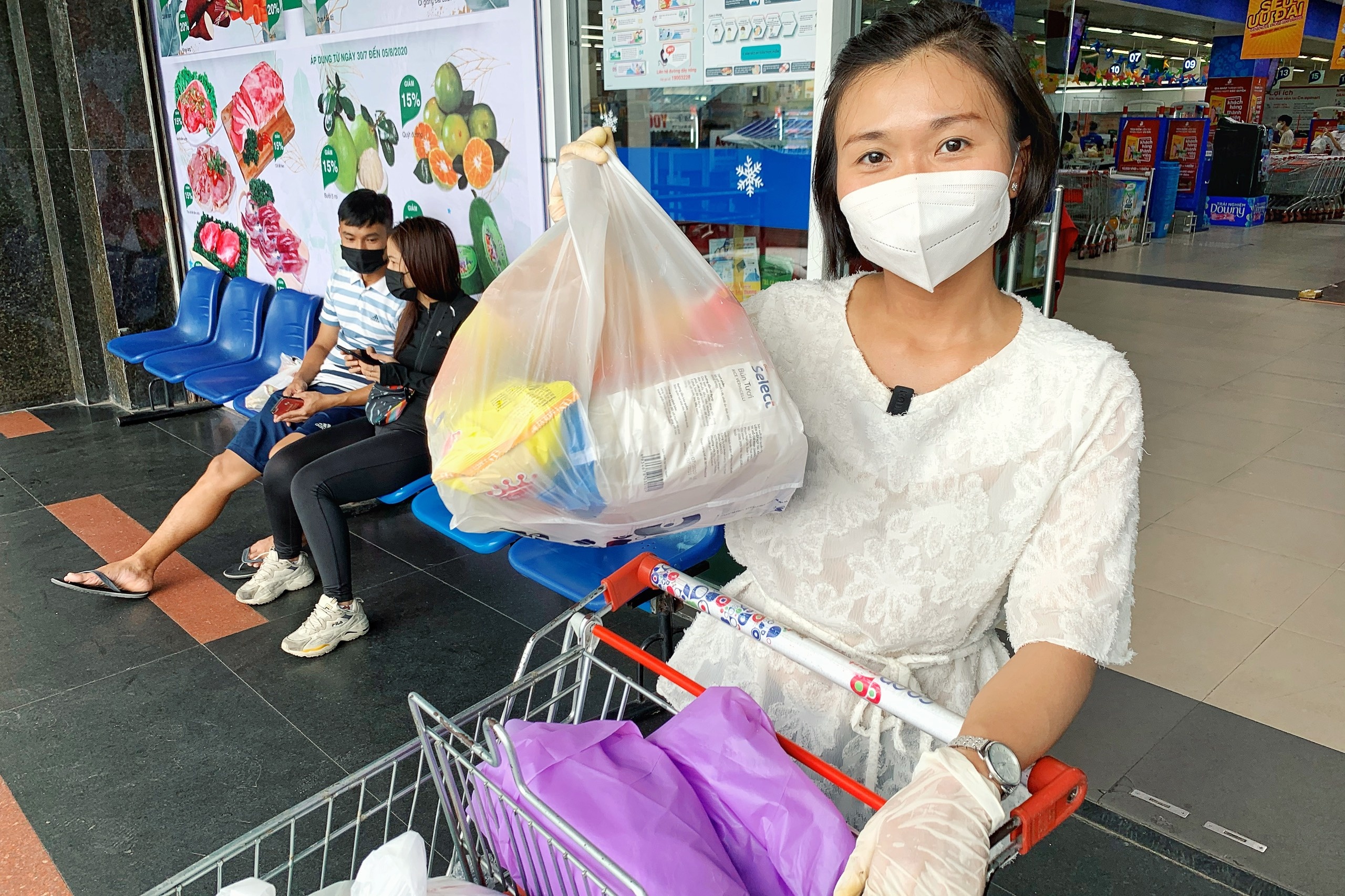 Toi di cho thoi gian cach xa hoi o Da Nang hinh anh