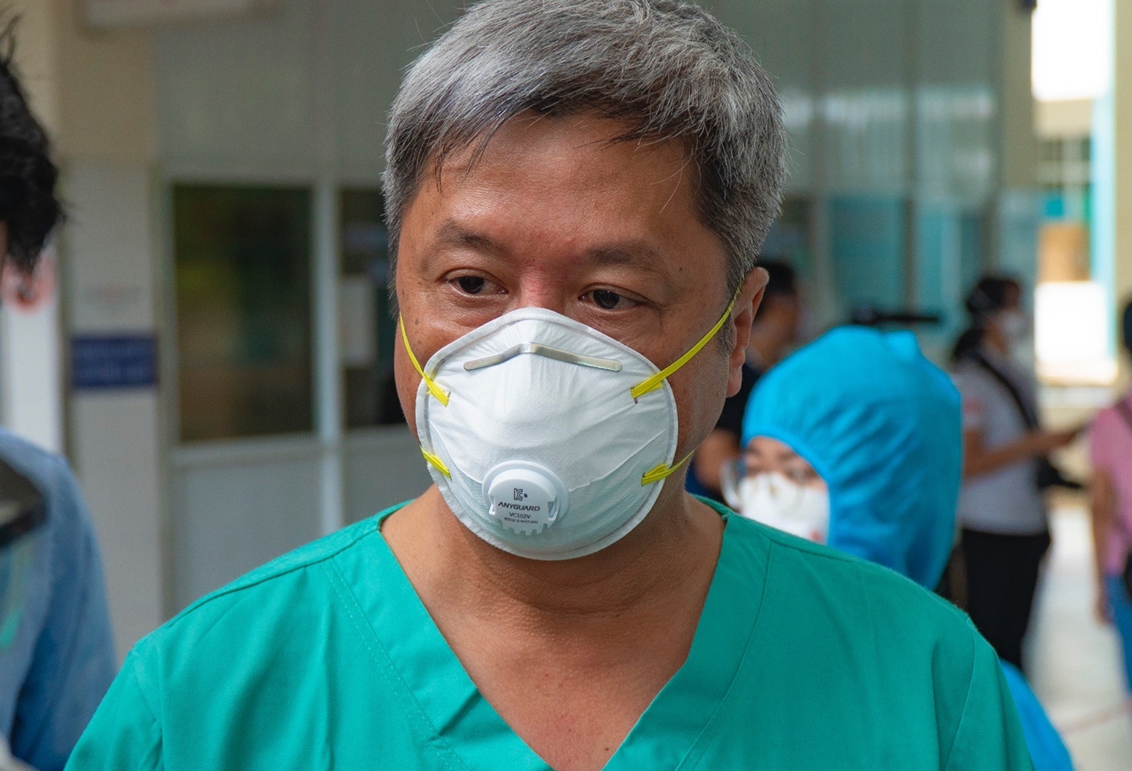 Thu truong Bo Y te: 'Toi tin dich benh som cham dut tai Da Nang' hinh anh